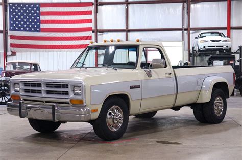 1990 Dodge Dodge truck photo