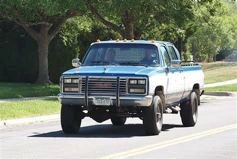 1990 Gmc P300 engine