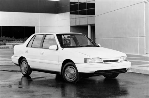 1990 Hyundai Excel photo