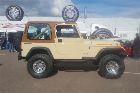 1990 Jeep Colorado photo