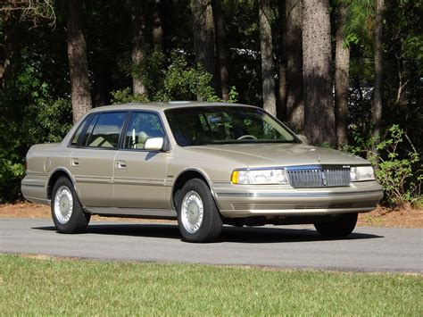 1990 Lincoln Continental engine