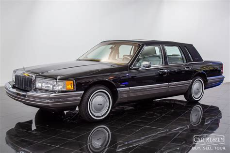 1990 Lincoln Town car