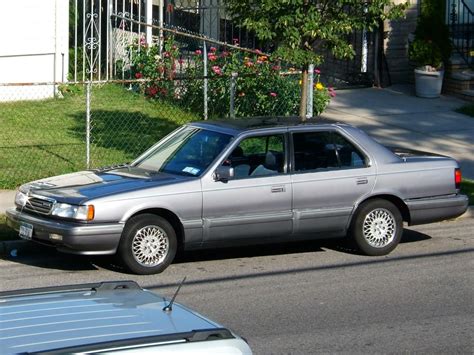 1990 Mazda 929 photo