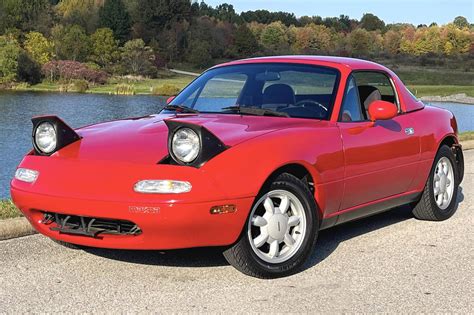 1990 Mazda Miata photo