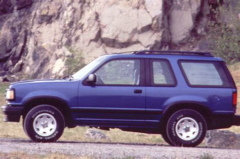 1990 Mazda Navajo photo