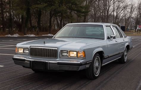 1990 Mercury Grand marquis photo