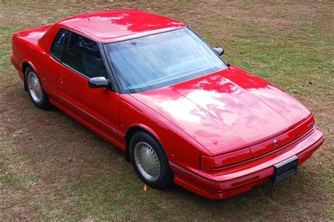 1990 Oldsmobile Toronado photo