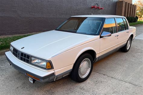 1990 Oldsmobile Touring sedan engine