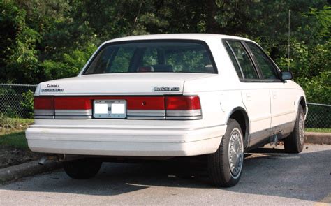 1990 Plymouth Acclaim photo