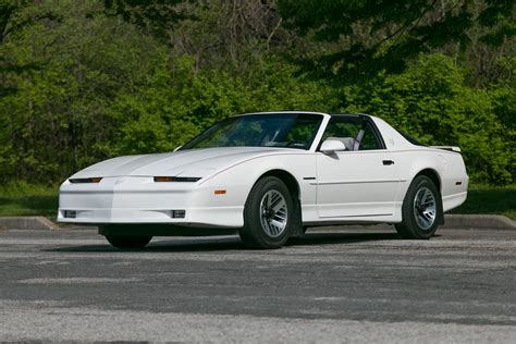 1990 Pontiac Firebird