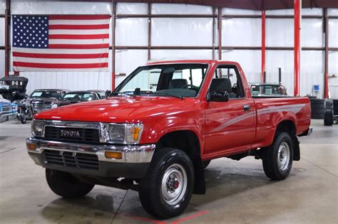 1990 Toyota Pickup photo