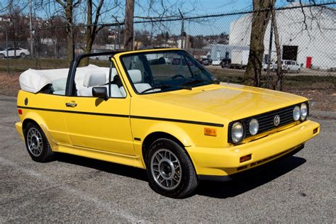 1990 Volkswagen Cabriolet photo