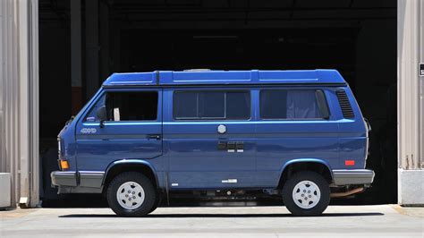 1990 Volkswagen Vanagon photo