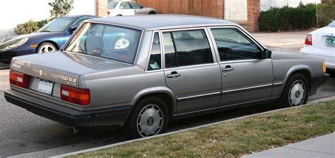 1990 Volvo 760 photo