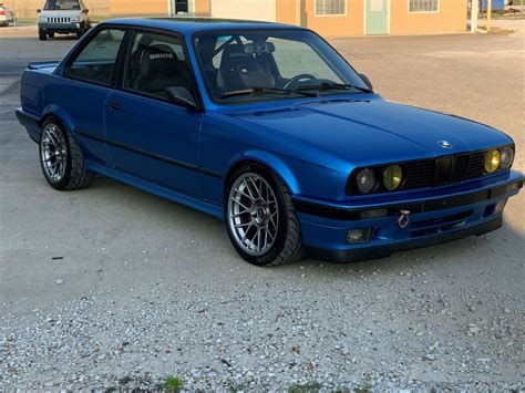 1991 Bmw 318 photo