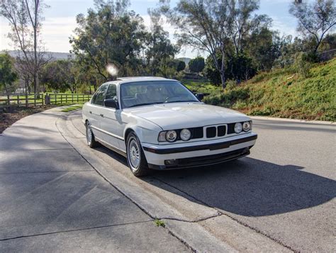 1991 Bmw 525 photo