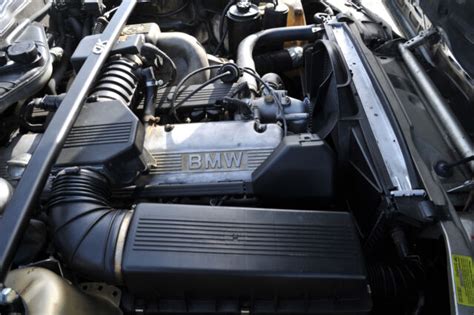 1991 Bmw 735il engine