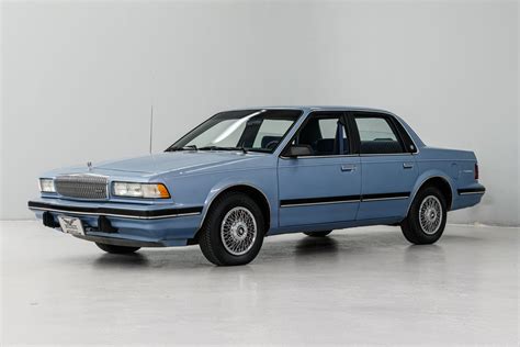 1991 Buick Century photo