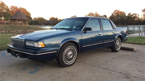 1991 Buick Century photo