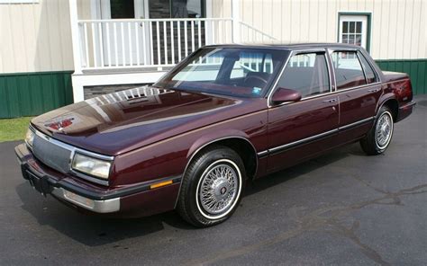 1991 Buick Lesabre photo