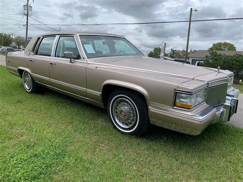 1991 Cadillac Deville photo