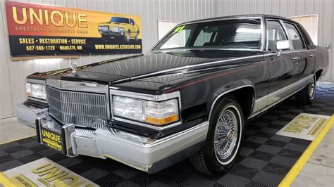 1991 Cadillac Fleetwood engine