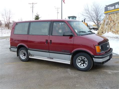 1991 Chevrolet Astro photo