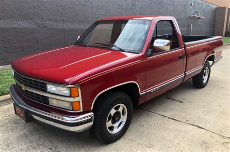 1991 Chevrolet Chevrolet truck photo