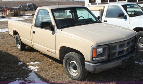 1991 Chevrolet Cheyenne photo