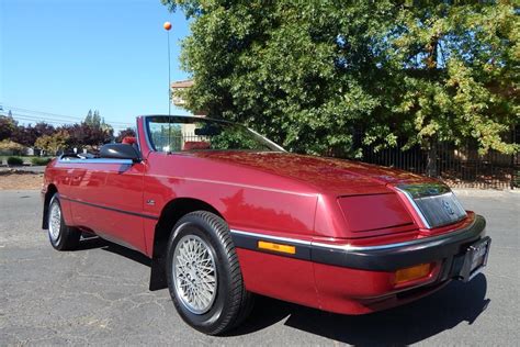 1991 Chrysler Lebaron convertible photo