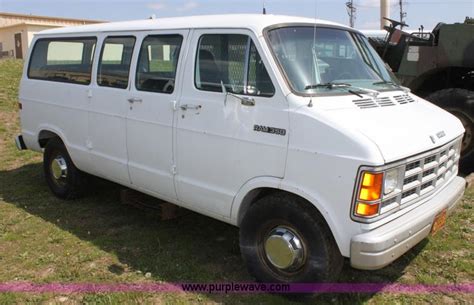 1991 Dodge B350