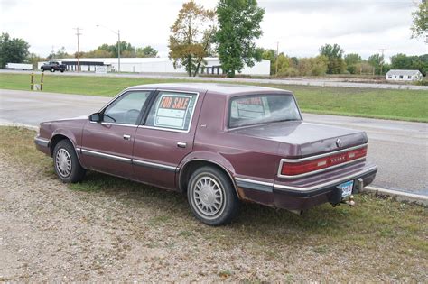 1991 Dodge Dynasty engine