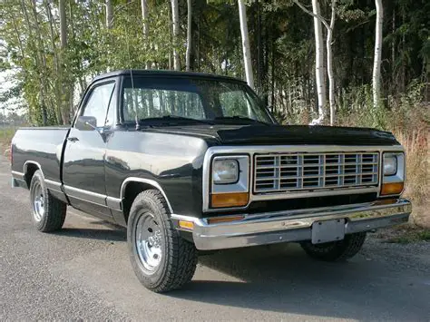 1991 Dodge Ram 50 photo