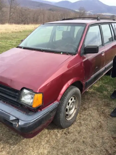 1991 Dodge Vista engine