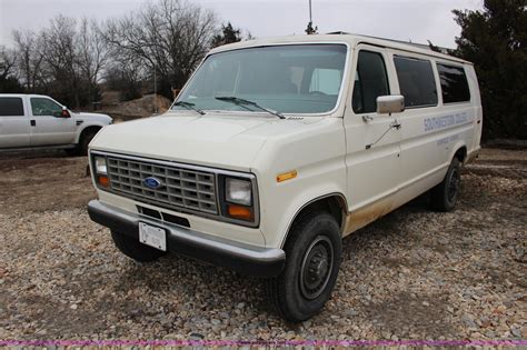 1991 Ford Club wagon engine