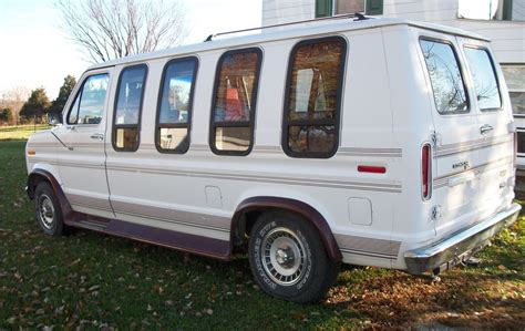 1991 Ford E-150 engine