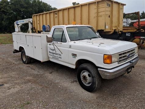 1991 Ford F super duty photo