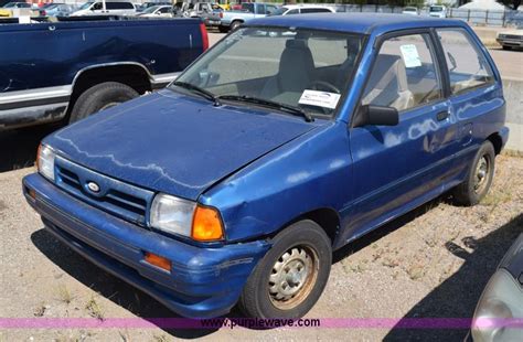 1991 Ford Festiva photo