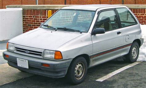 1991 Ford Festiva photo