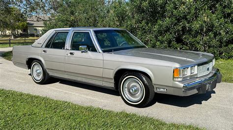 1991 Ford Ltd