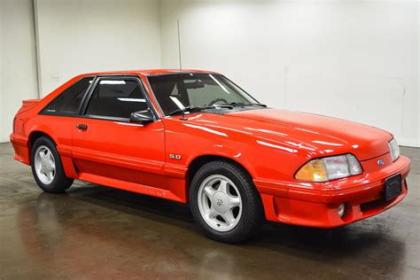 1991 Ford Mustang photo