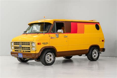 1991 Gmc Sport van photo