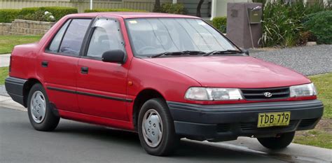 1991 Hyundai Excel photo