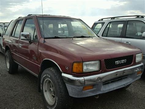 1991 Isuzu Rodeo engine