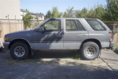 1991 Isuzu Rodeo photo