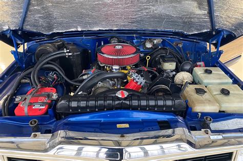 1991 Jeep Grand wagoneer engine