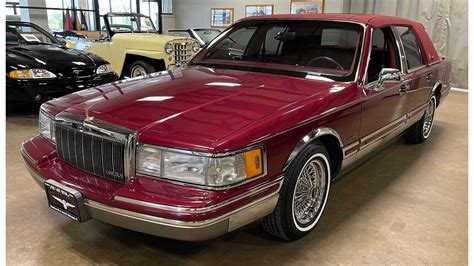 1991 Lincoln Town car engine