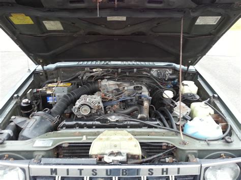 1991 Mitsubishi Montero engine