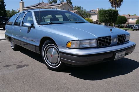 1991 Oldsmobile Custom cruiser photo