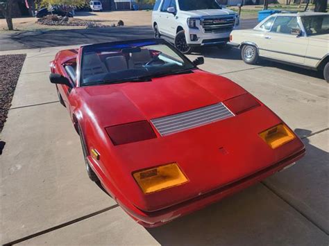 1991 Pontiac Fiero photo